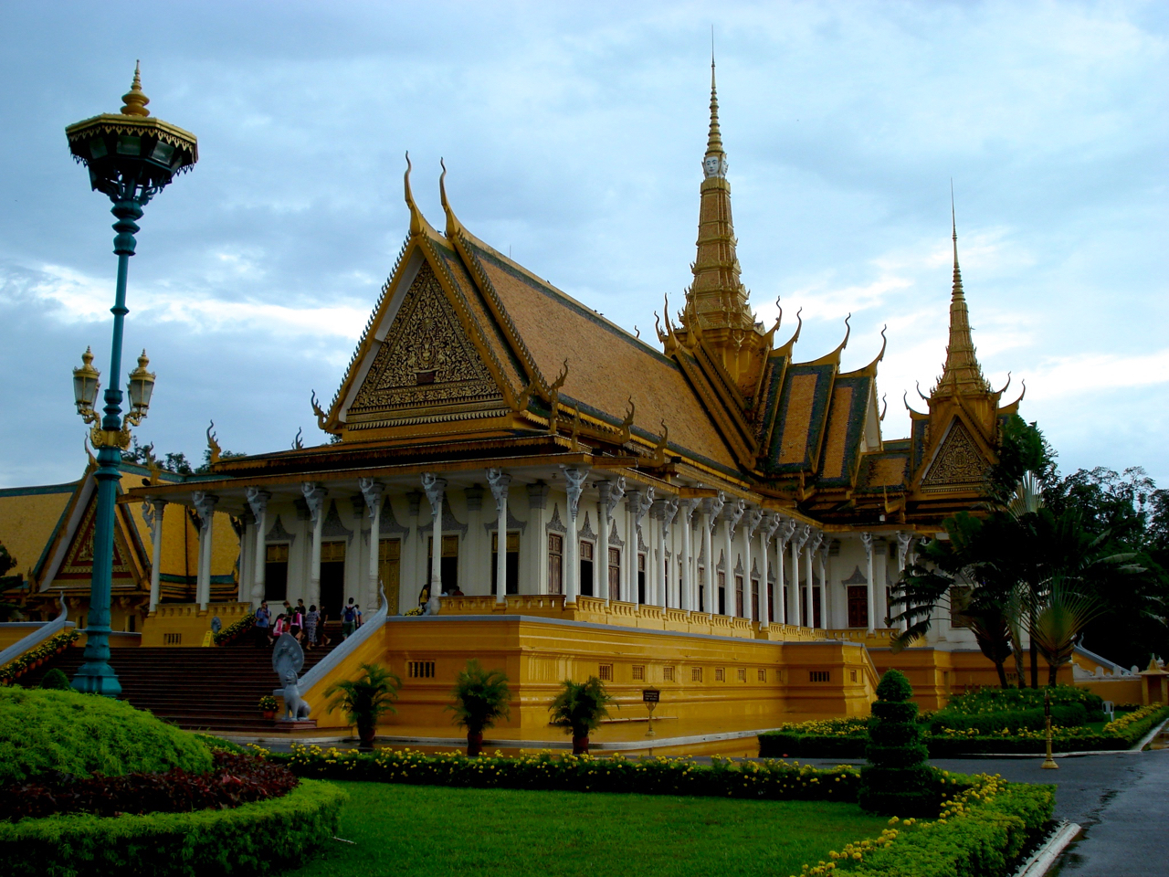 Phnom Penh | BackpackU